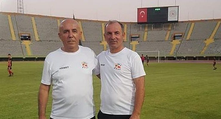 Futbolun Ünlüleri: Akhisarlı 1 yaşındaki SMA- Tip 1 hastası Ebrar Aktürk Bebek İçin Sahaya Çıkıyor