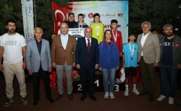 Cumhuriyetin 100. Yılına Özel Laser Run Yarışları Atatürk Botanik Bahçesi'nde düzenlendi