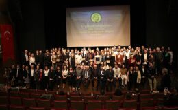 İstanbul Büyükşehir Belediyesi Şehir Tiyatroları, 24. Direklerarası Seyirci Ödülleri'nden “Sahne Tasarımı" ödülüne layık görüldü