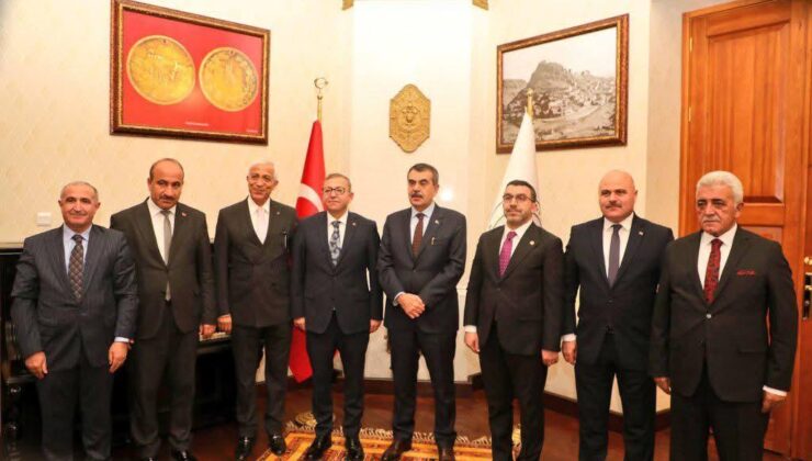 Milli Eğitim Bakanı Yusuf Tekin, Kars Valiliği’ni Ziyaret Etti