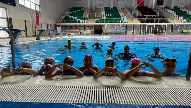 GSB Spor Okulları Kapsamında Yüzme Antrenmanları Kars’ta Aralıksız Sürüyor