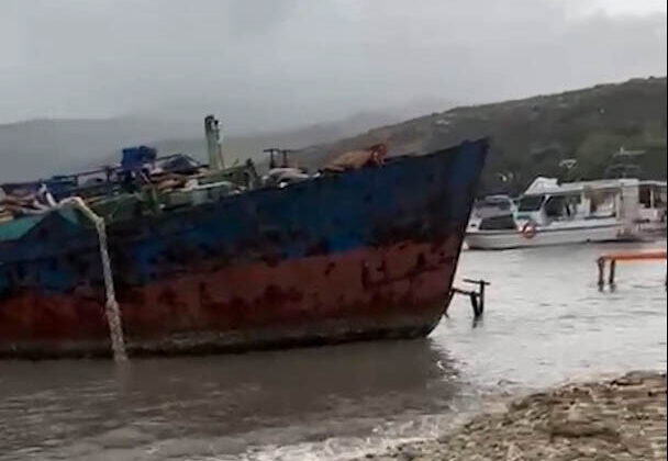 Urla’da Kaçak Gemi Sökümüne Ağır Ceza: 2 Milyon 346 Bin TL Müeyyide