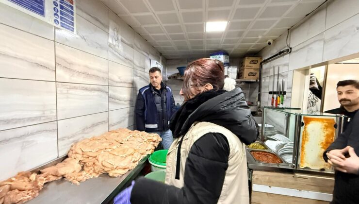 Van Büyükşehir Belediyesi’nden Sanat Sokağı’nda Kapsamlı Gıda Denetimi