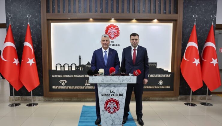 Bakan Ömer Bolat Niğde’de Valilik ve Belediyeyi Ziyaret Etti