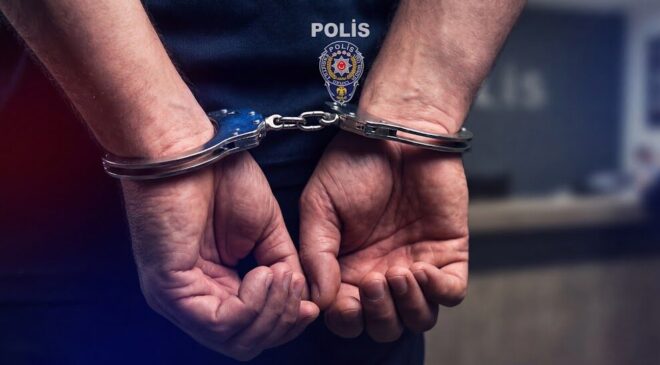 İstanbul’da Ünlülere Uyuşturucu Operasyonu: Mabel Matiz, Feyza Civelek ve Onur Tuna’nın da Aralarında Bulunduğu 14 Kişi Gözaltına Alındı