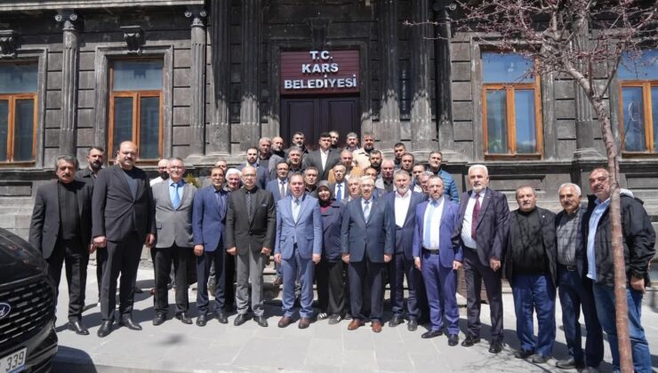 MHP Kars Yeni Yönetiminden Belediye Başkanı Senger’e Ziyaret