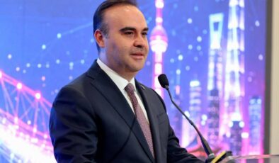 Bakan Kacır, Uluslararası Sıfır Atık Forumu’nda Kritik Görüşmeler Gerçekleştirdi