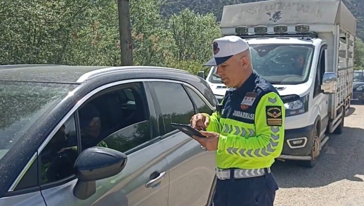 İçişleri Bakanı Mustafa Çiftçi’den Sürücülere Bayram Uyarısı: Amacımız Ceza Kesmek Değil Can Kayıplarını Önlemek