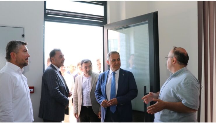 Yalova Valisi Dr. Ahmet Hamdi Usta’dan Yalova Teknopark’a Ziyaret