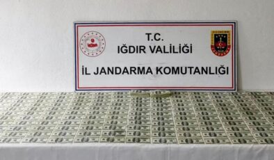 Iğdır’da Sahte Dolar Operasyonu: 52 Bin 400 Sahte Dolar Ele Geçirildi