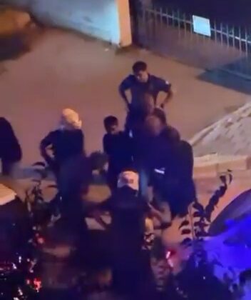 Adana’da İş Yerine Silahlı Saldırı Düzenleyen Şüpheli Motosikletli Kovalamaca Sonucu Yakalandı