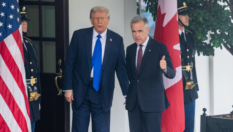 ABD Başkanı Trump Kanada’ya Yönelik Yüzde 50 Ek Gümrük Vergisini 3 Gün Erteledi
