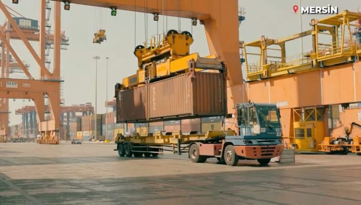 Sağlık Bakanlığı’ndan Lübnan’a 15,6 Tonluk Tıbbi Yardım Sevkiyatı