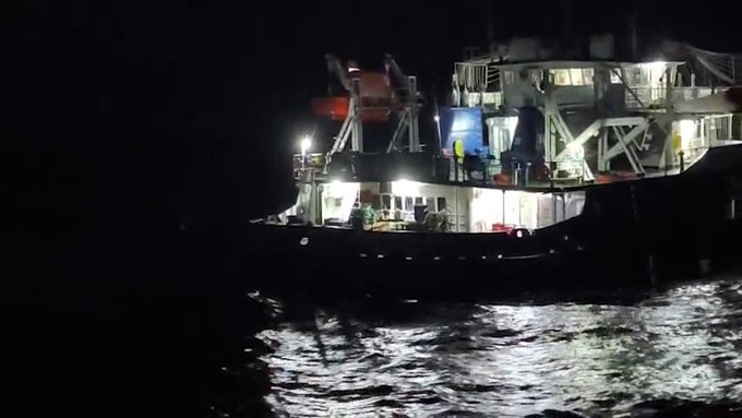 Kastamonu Açıklarında Su Alan Gemideki 13 Mürettebat Kurtarıldı